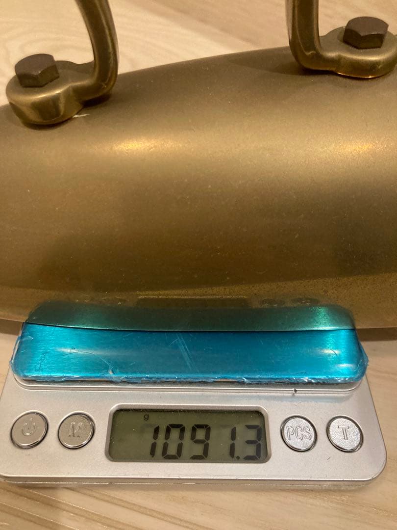 ブラス製　ヴィンテージアンティーク　銃弾型置物