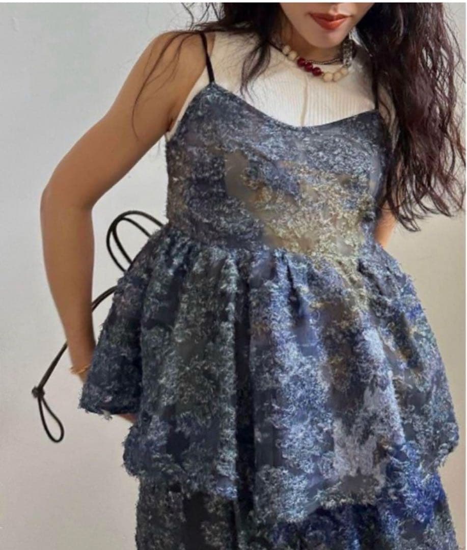 【限定値下げ】MEDI RACHEL FLUFFY ART CAMISOLE