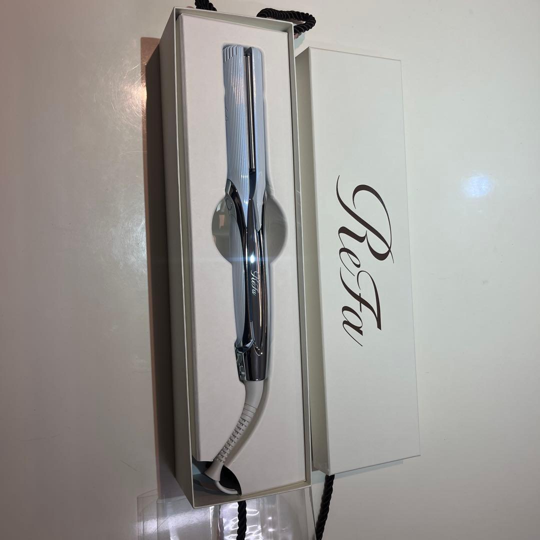 ReFa ストレートヘアアイロン ホワイト 専用ボックス付き