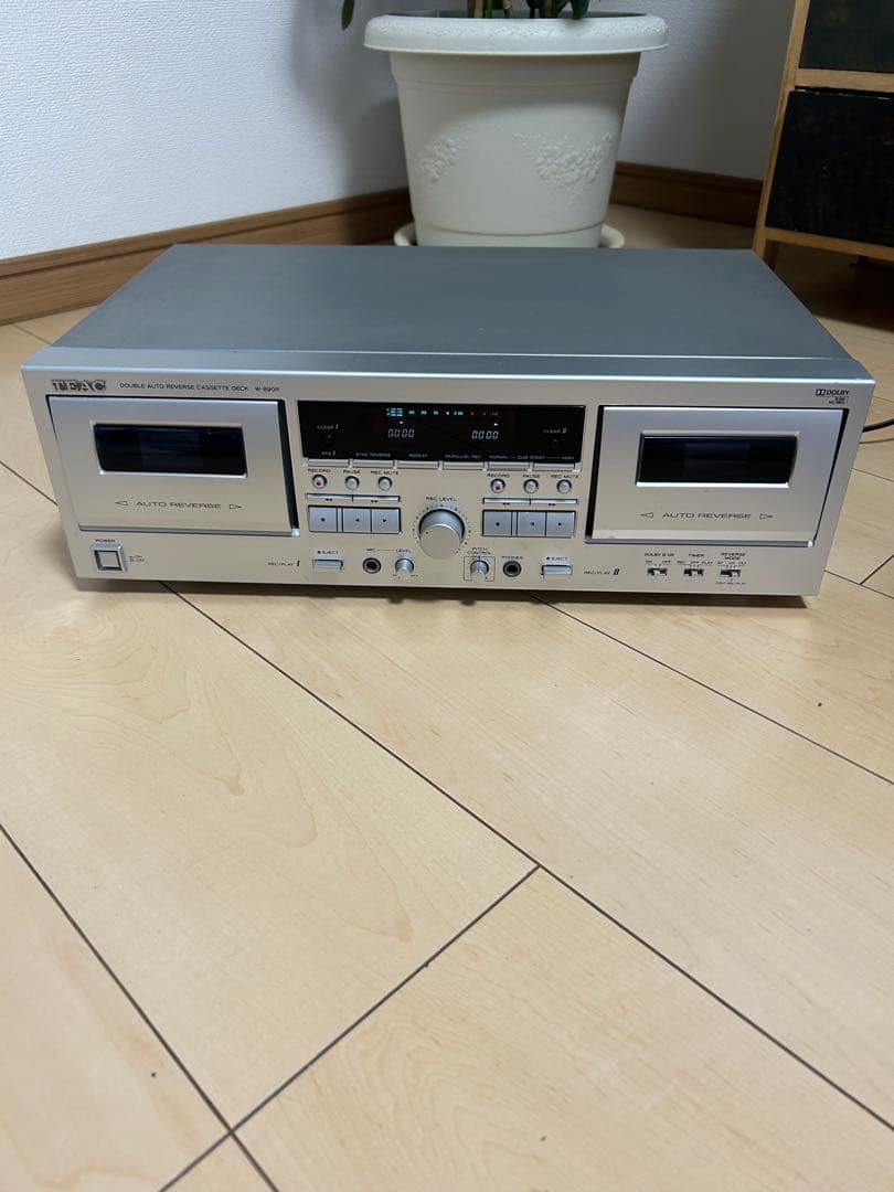 【動作OK！！】ダブルカセットデッキ　TEAC　W-890R　シルバー