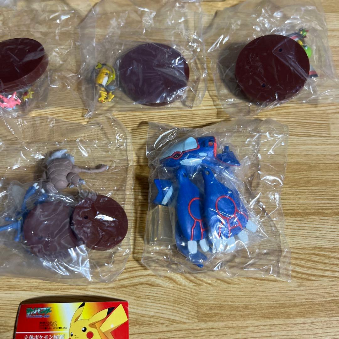 【未開封】立体ポケモン図鑑　第5集　全11種中の内10種　ポケモンフィギュア