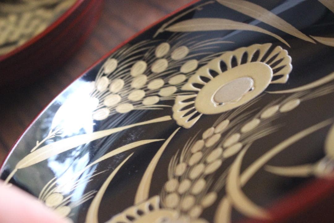 デッドストック！深みある糸目紅溜塗に極上稲穂福来雀蒔絵のお椀2点（検輪島塗雑煮椀