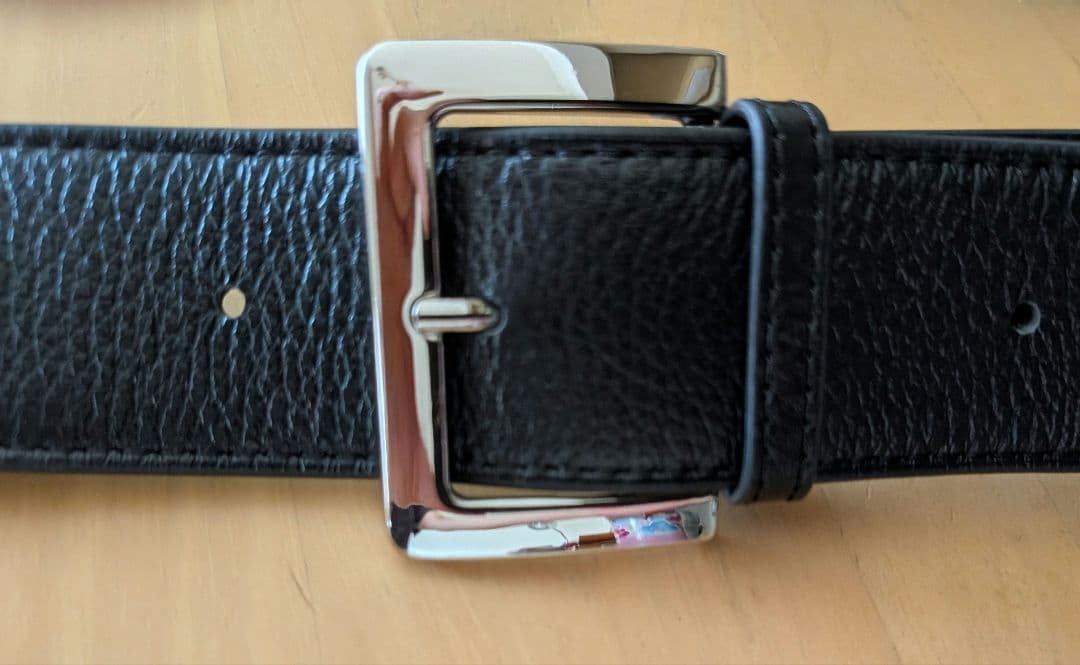 BEARDSLEY ビアズリー　レザーボディバッグ　ブラック