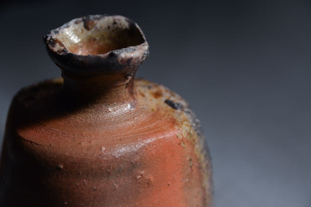 【中村和樹】備前 窯変 三角徳利