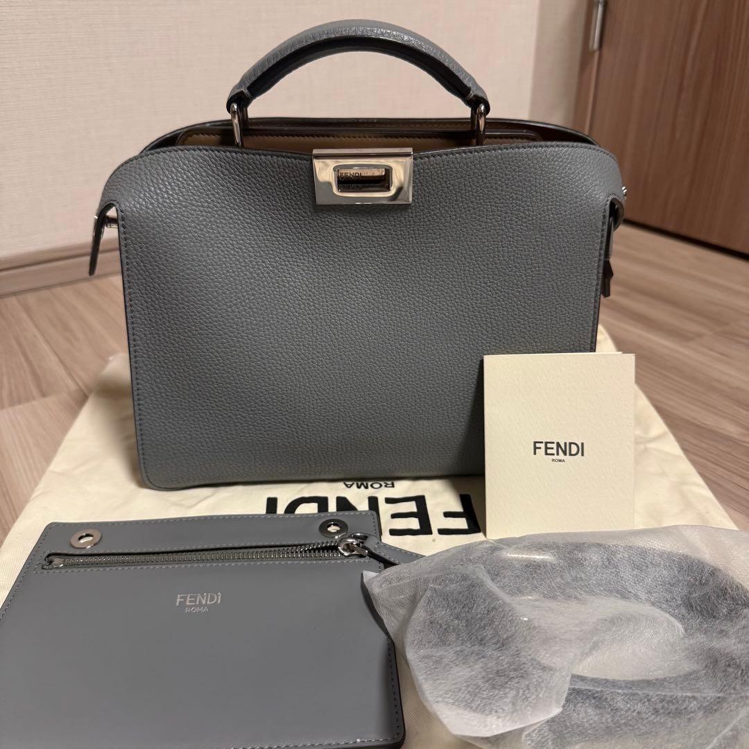FENDI ピーカブー ISeeUスモール　【未使用品】