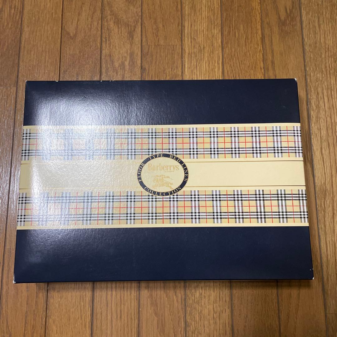 【Burberry】バーバリー　ひざ掛け　ブランケット