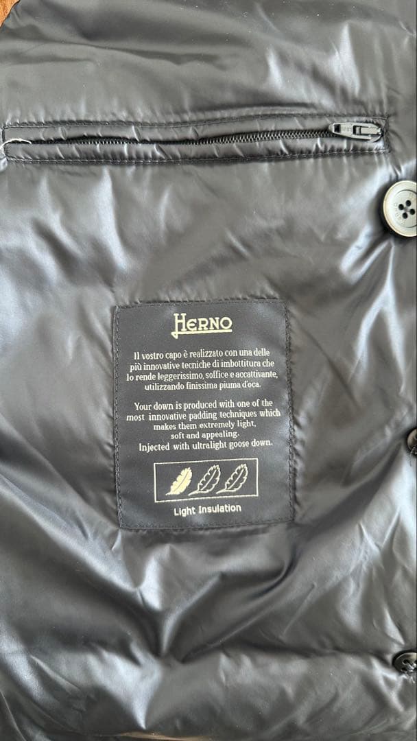 【値下げ】Herno ダウンベスト ダブルブレスト　ネイビー