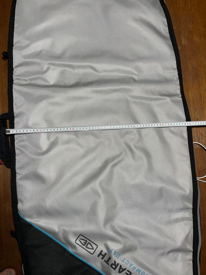 『新品』OCEAN & EARTH サーフボードケース /シルバー5'8