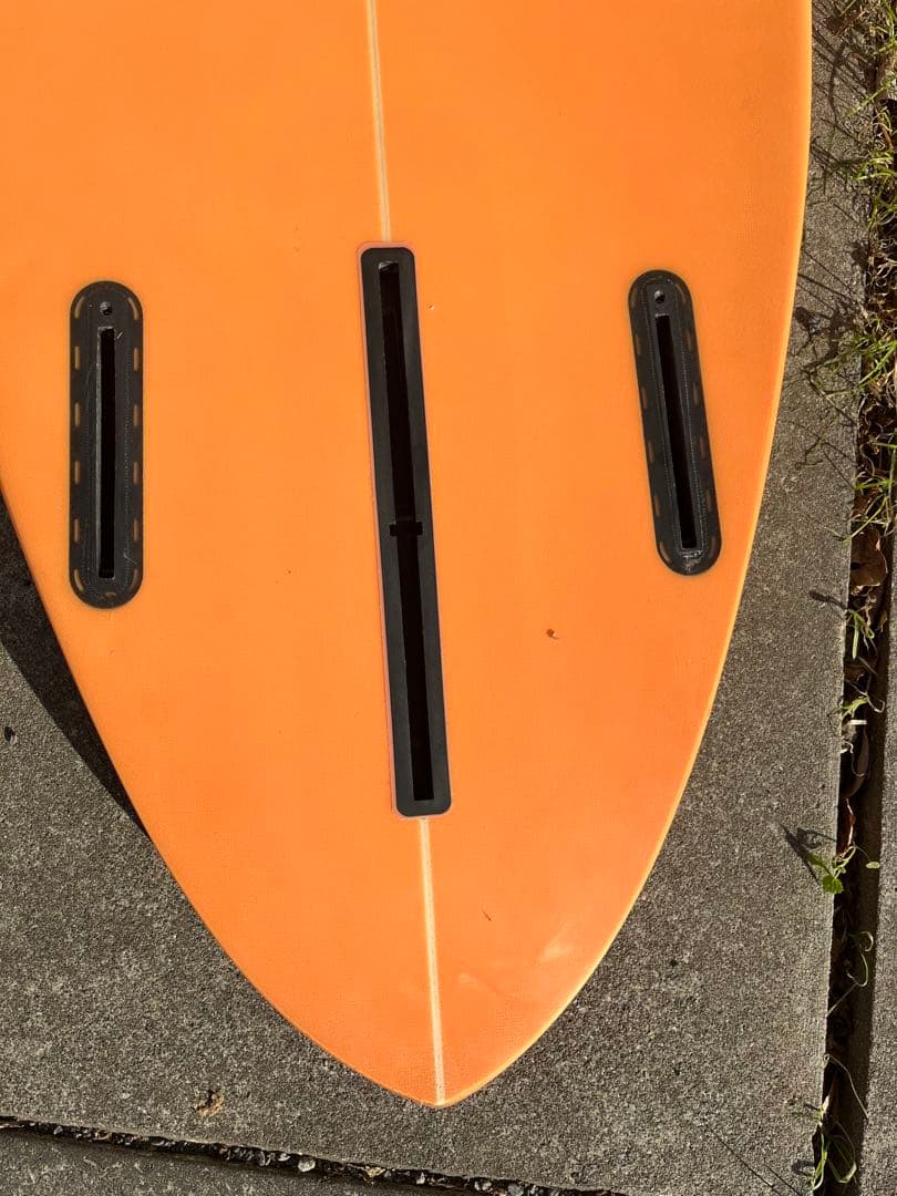 ツインピンサーフボード