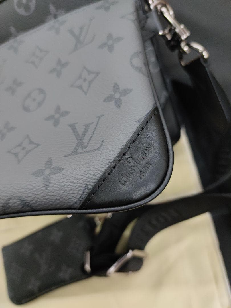 トリオメッセンジャー　ショルダー