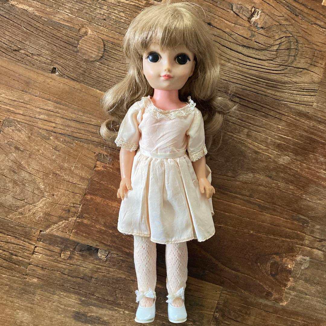 60's ヴィンテージ　ドール　LOVE ME LINDA VOGUE ヒッピー