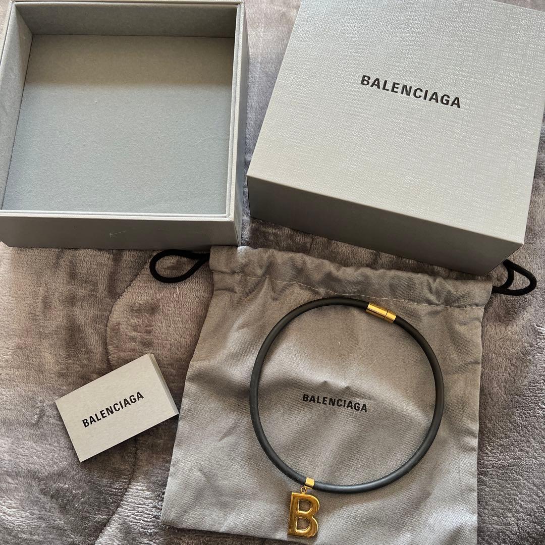 バレンシアガ BALENCIAGA チョーカー ネックレス ゴールド 黒