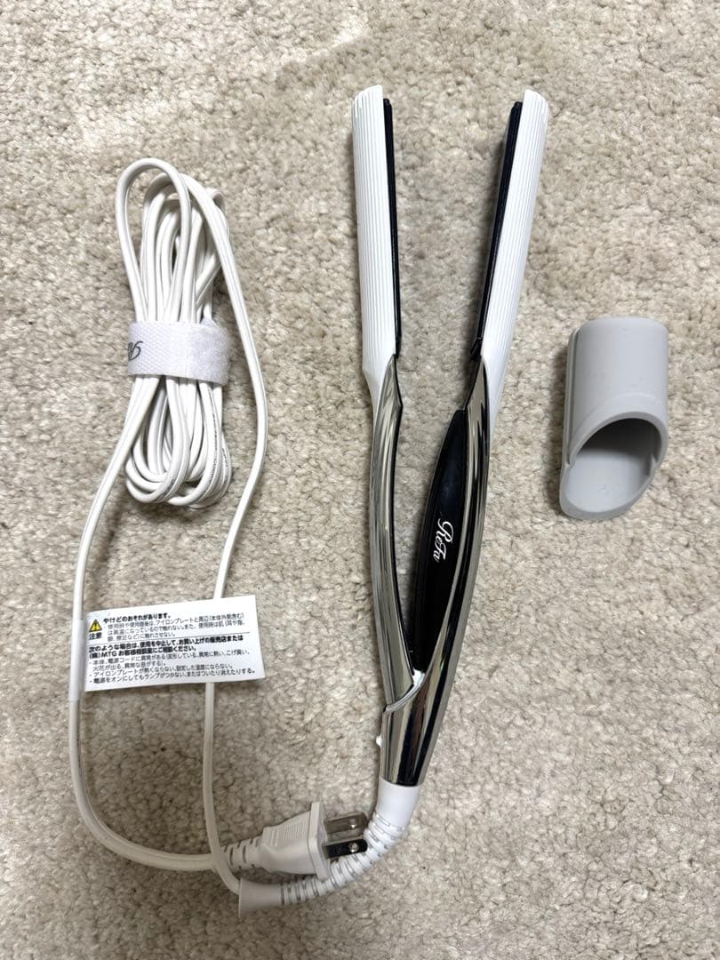 【ほぼ新品】ReFa ビューテックストレートヘアアイロン ホワイト