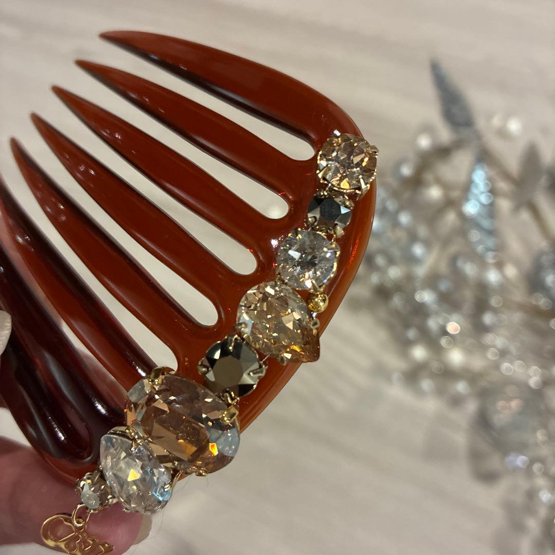 未使用に近いCaz スワロフスキークリスタル装飾ヘアコーム