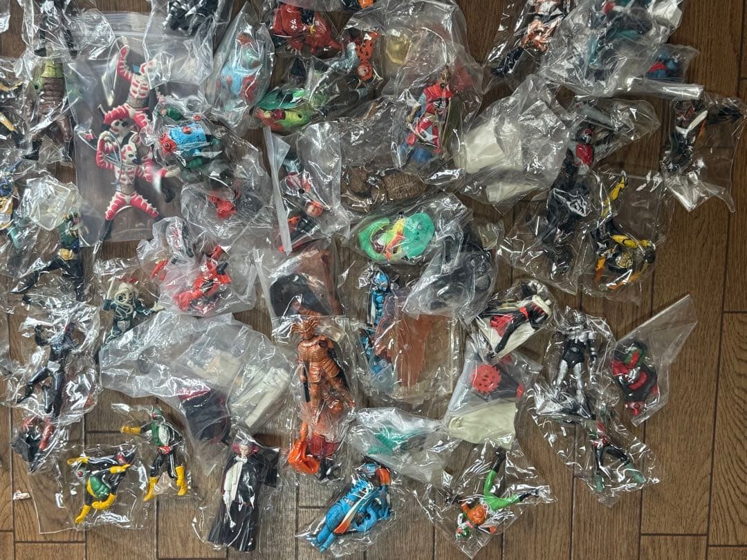 HGシリーズ 仮面ライダー 150体セット ジャンク品 フィギュア ウルトラマン