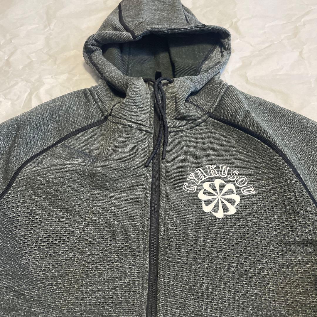 ギャクソウスエット　サイズM