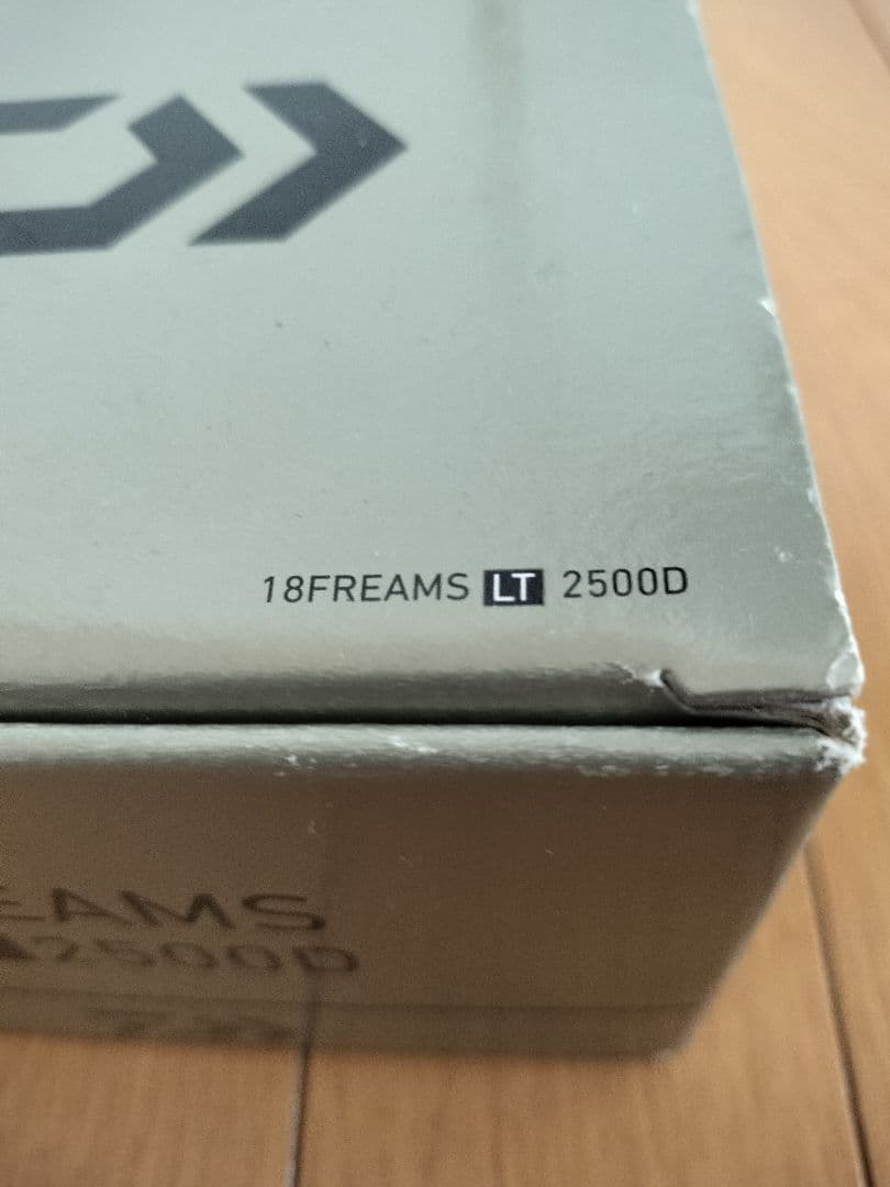 DAIWA 18FREAMS LT 2500D リール