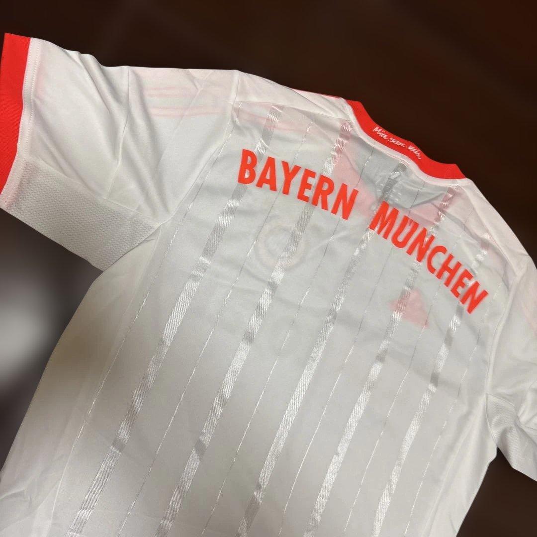 バイエルン　ミュンヘン　adidas サッカー　ユニフォーム