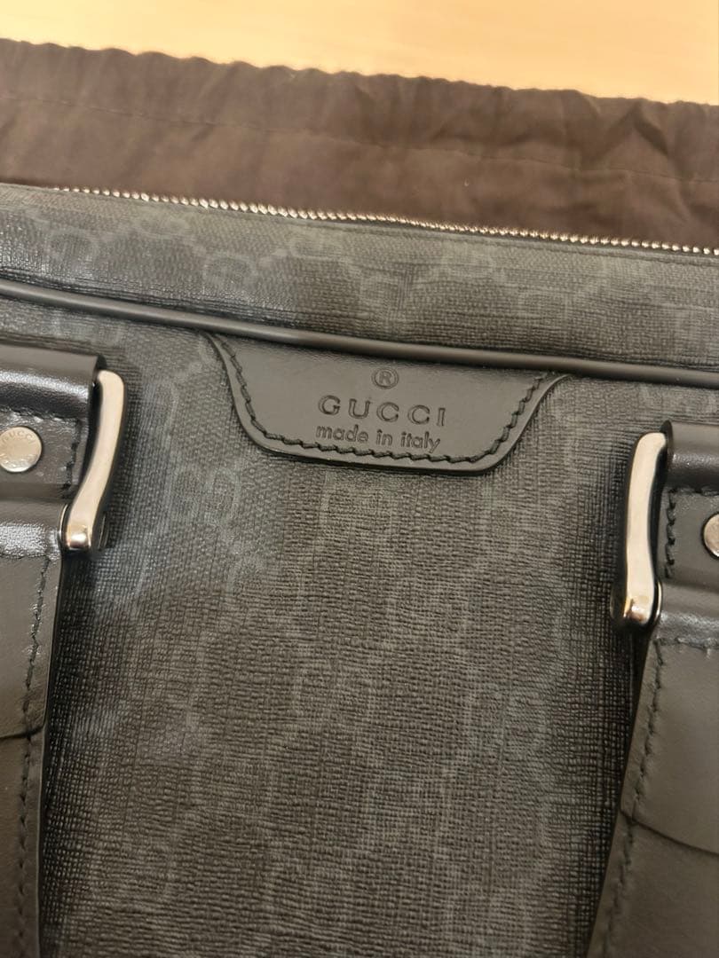 GUCCI メンズバッグ ブリーフケース ビジネスバッグ　ショルダーバッグ 鞄