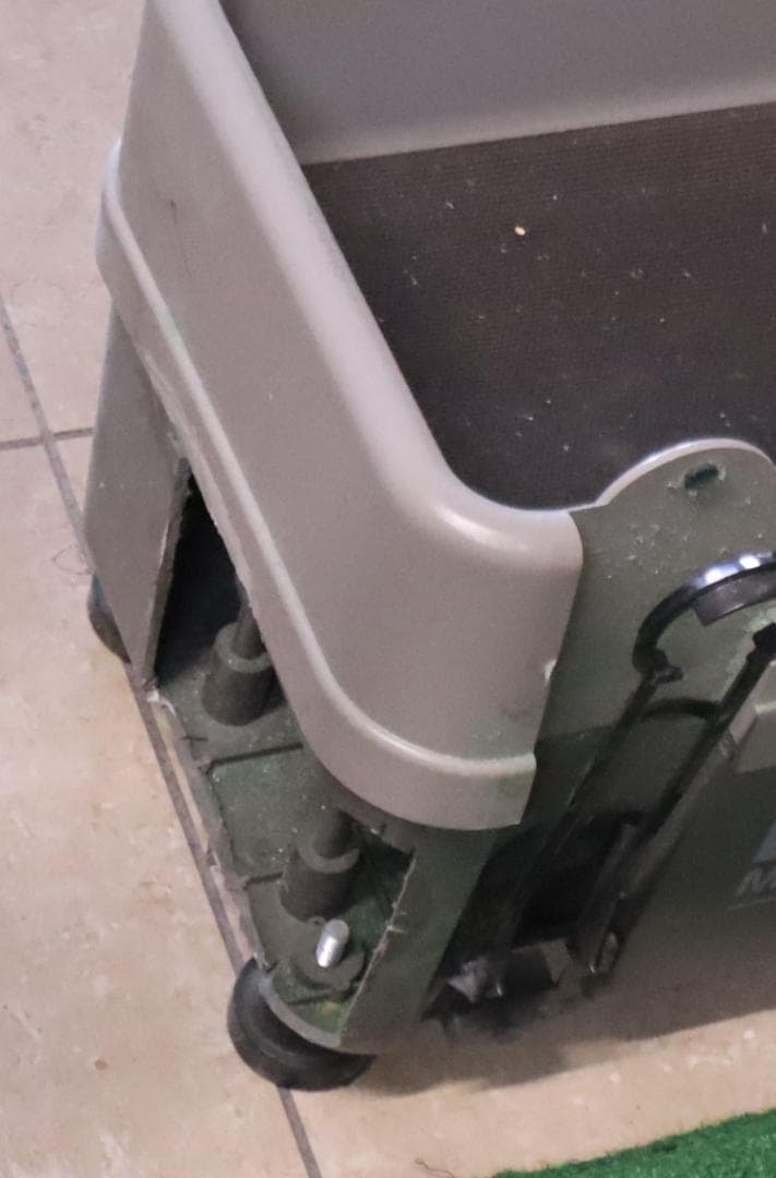 MGD Motor-less Golfball Dispenser【注意】切欠有