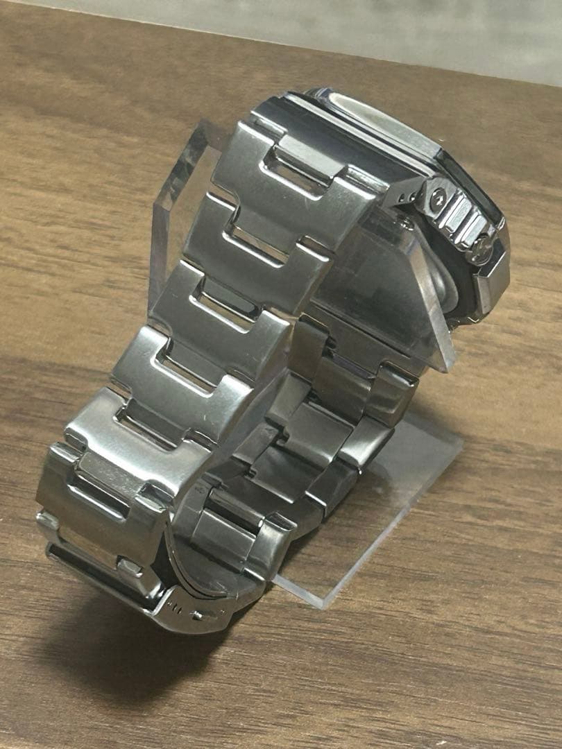 時計 G-SHOCK GM-2110D-2AJF