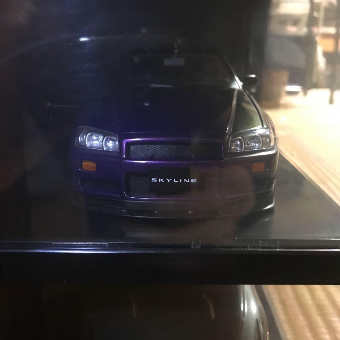 ミニカー 1/18 GTR34