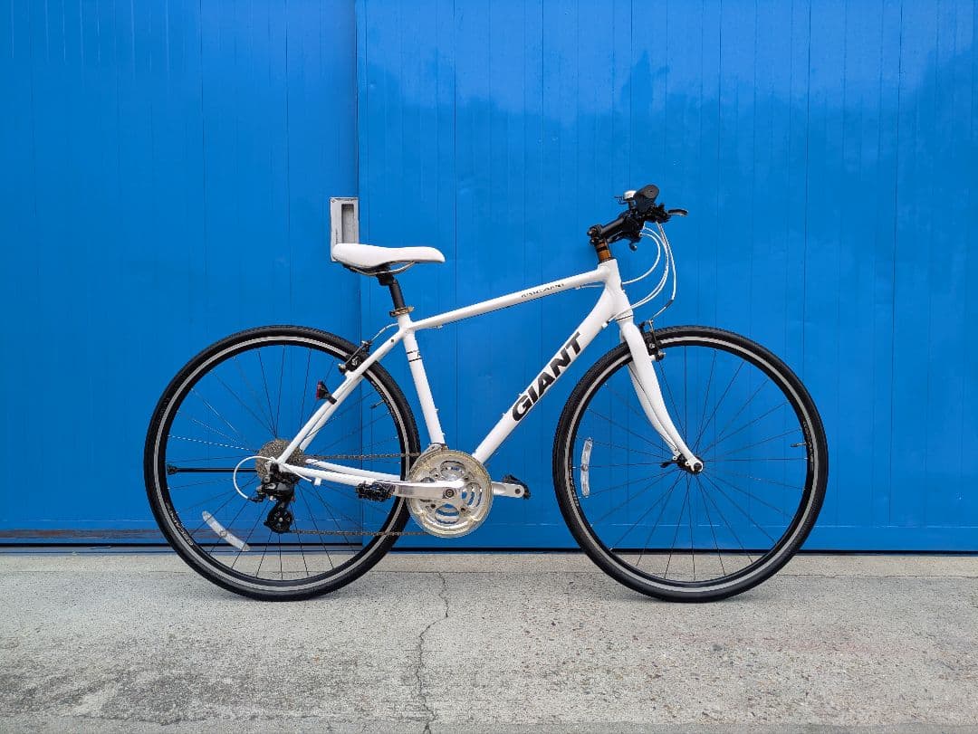 美品　GIANT ESCAPE R3 GIANT クロスバイク 名古屋引取