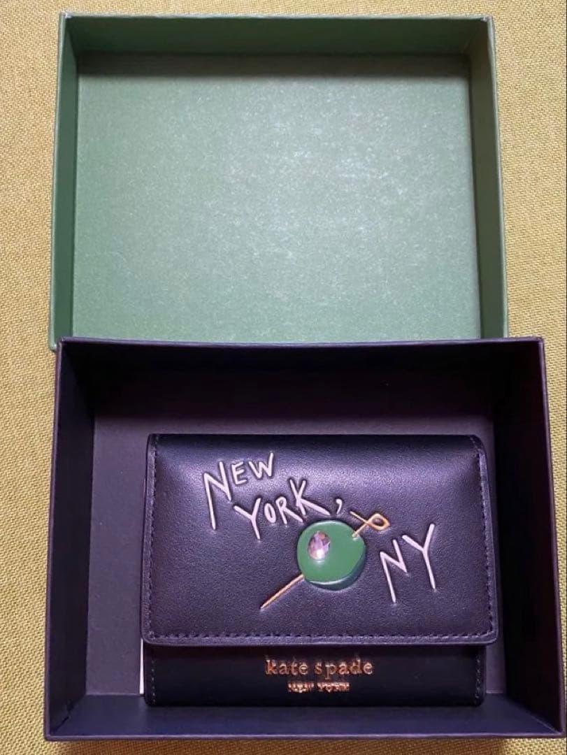 【新品】Kate Spade 名刺入れ ニューヨークデザイン(マティーニ)