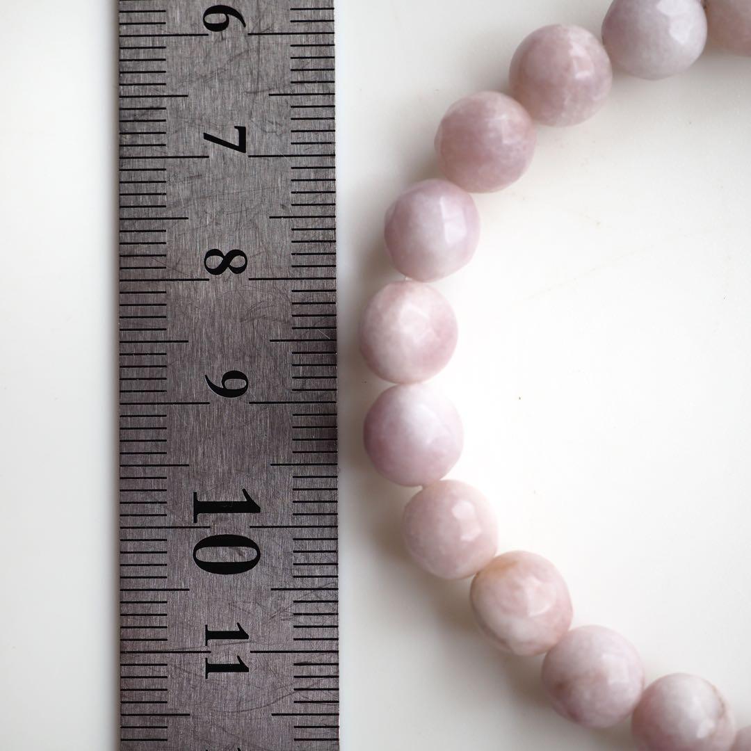 【もも】希少色薄桃翡翠の大粒枠留めネックレストップ