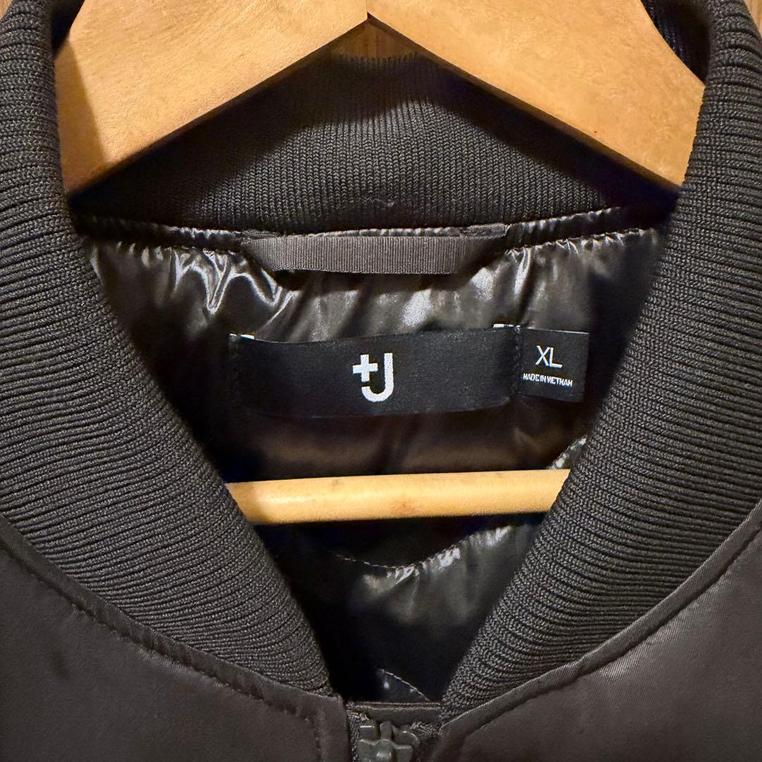 新品未使用 2026 ハイブリッドダウンオーバーサイズMA－1 ユニクロ XL