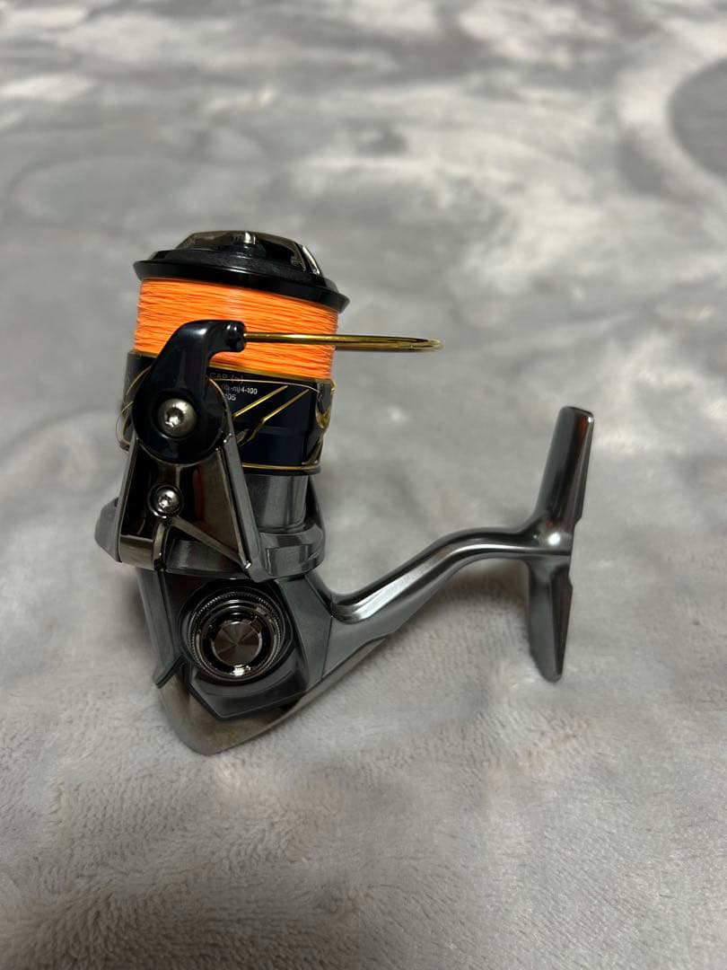 Shimano 16Vanquish C2000S スピニングリール