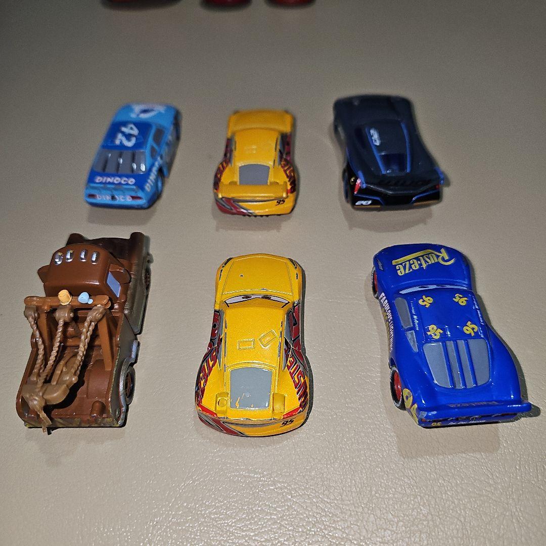 カーズトミカセット　(1個トミかではないです)