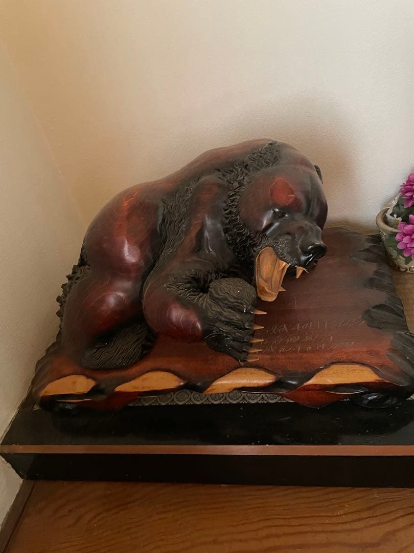 木製クマ彫刻 置物 特大