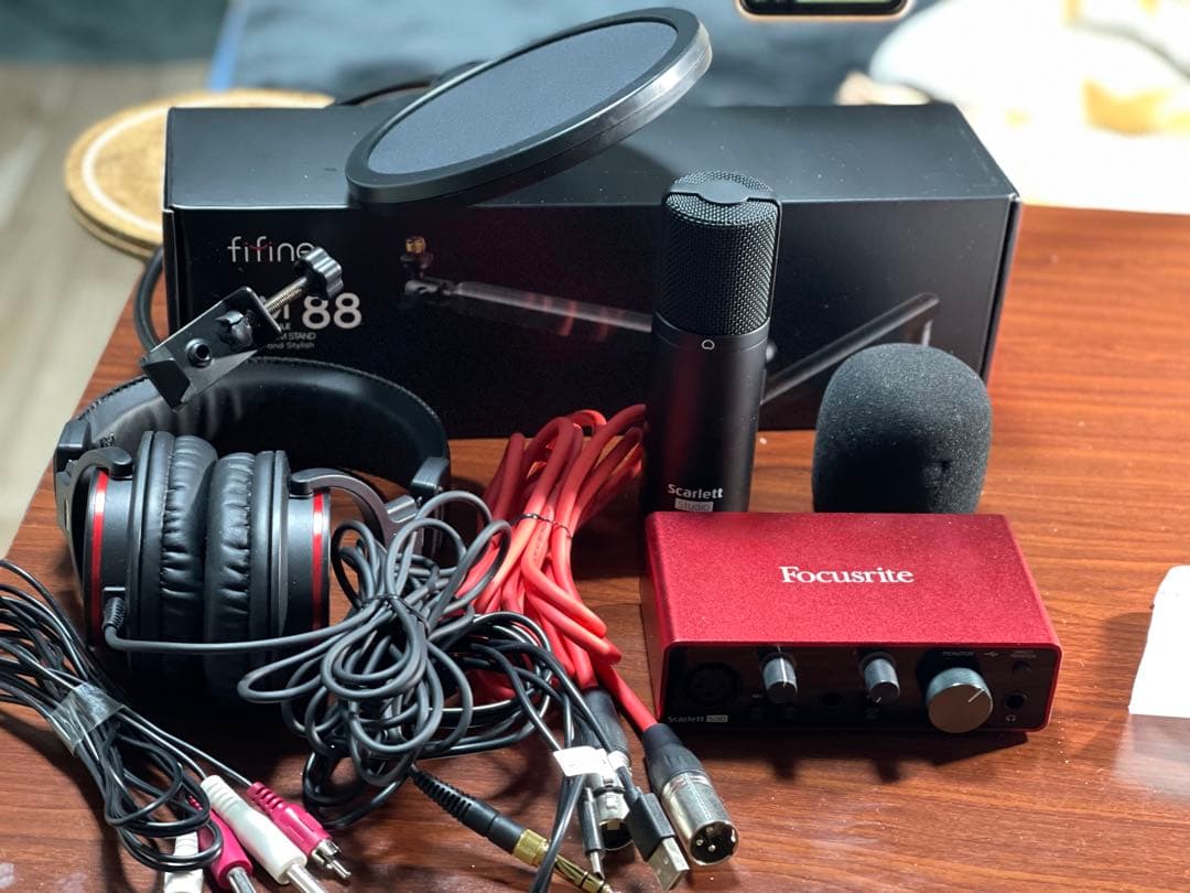 Focusrite Scarlett オーディオインターフェイスセット