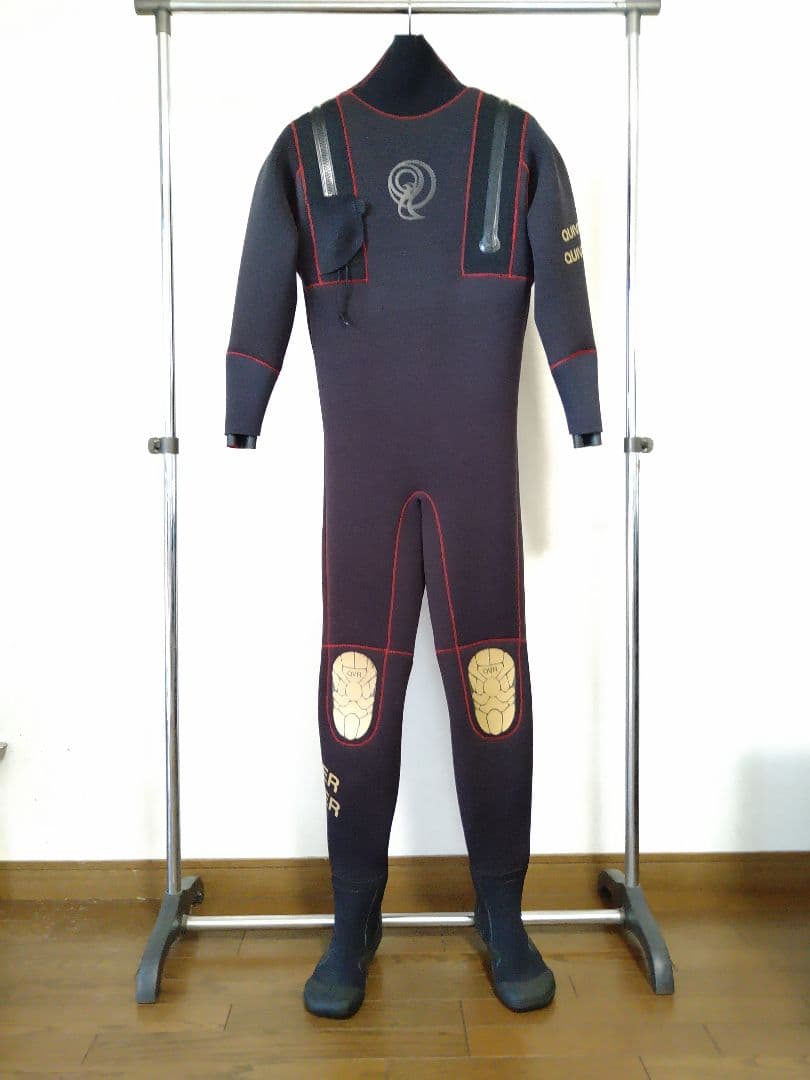 ★QUIVER 4mmドライスーツ セミドライ ウエットスーツ