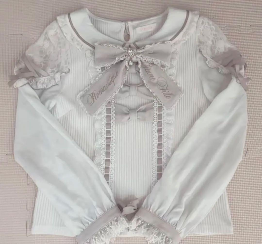 LIZLISA ティアラリボンリブカットブラウス