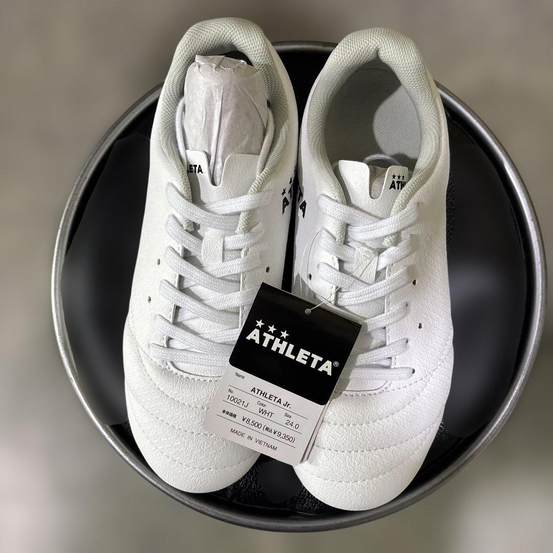 アスレタジュニアサッカースパイク新品24㎝