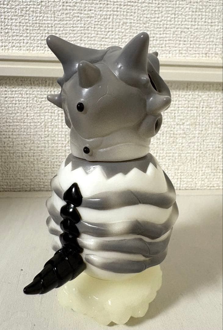 レイおもちゃ　よいこおもちゃ　ホネゴン　インディーズソフビ