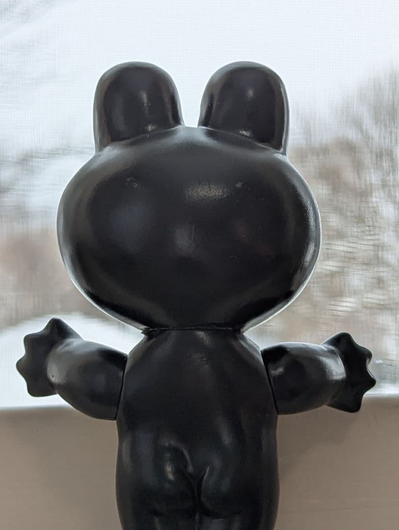 ケロちゃんのフィギュア 黒色レア品