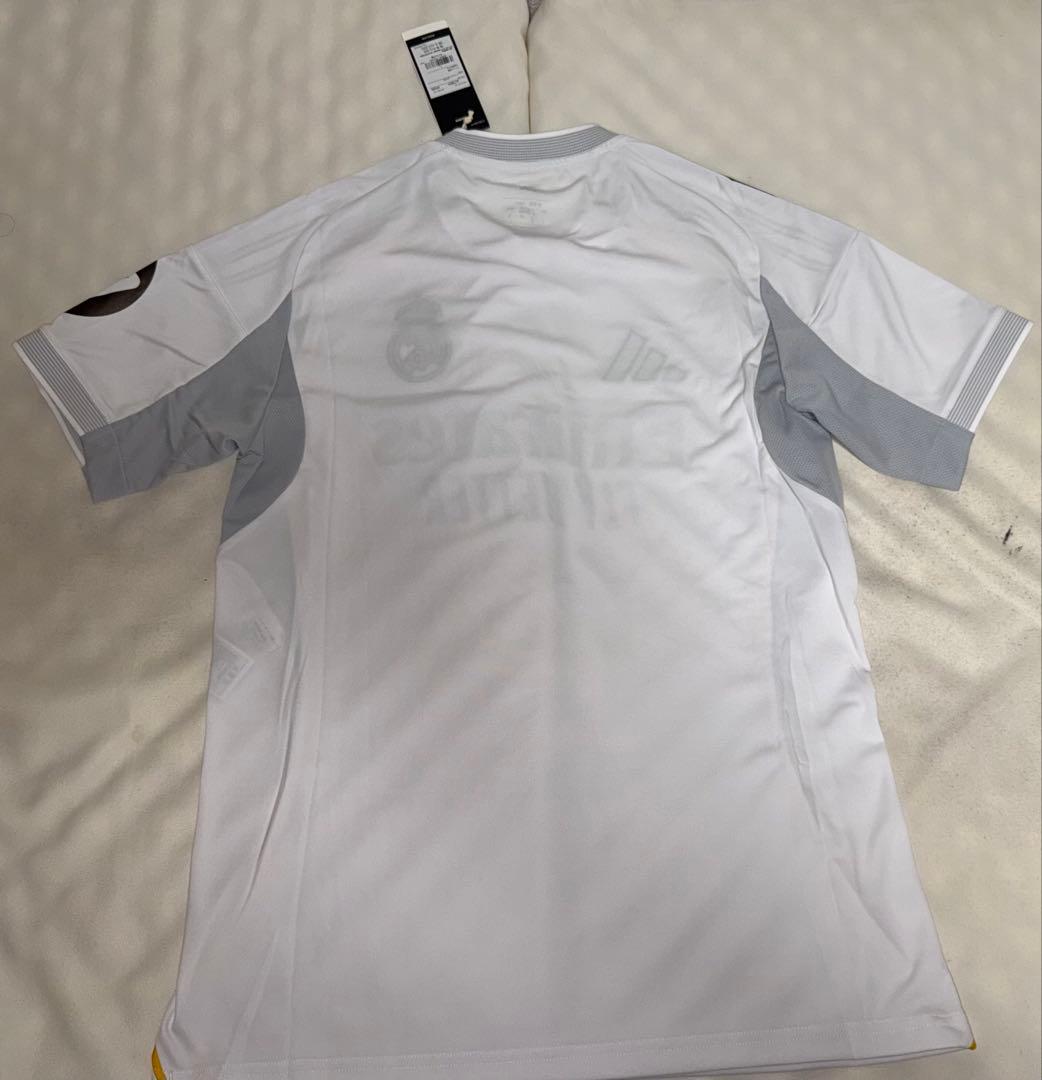 レアル・マドリード2025-2026シーズン ホームユニフォーム