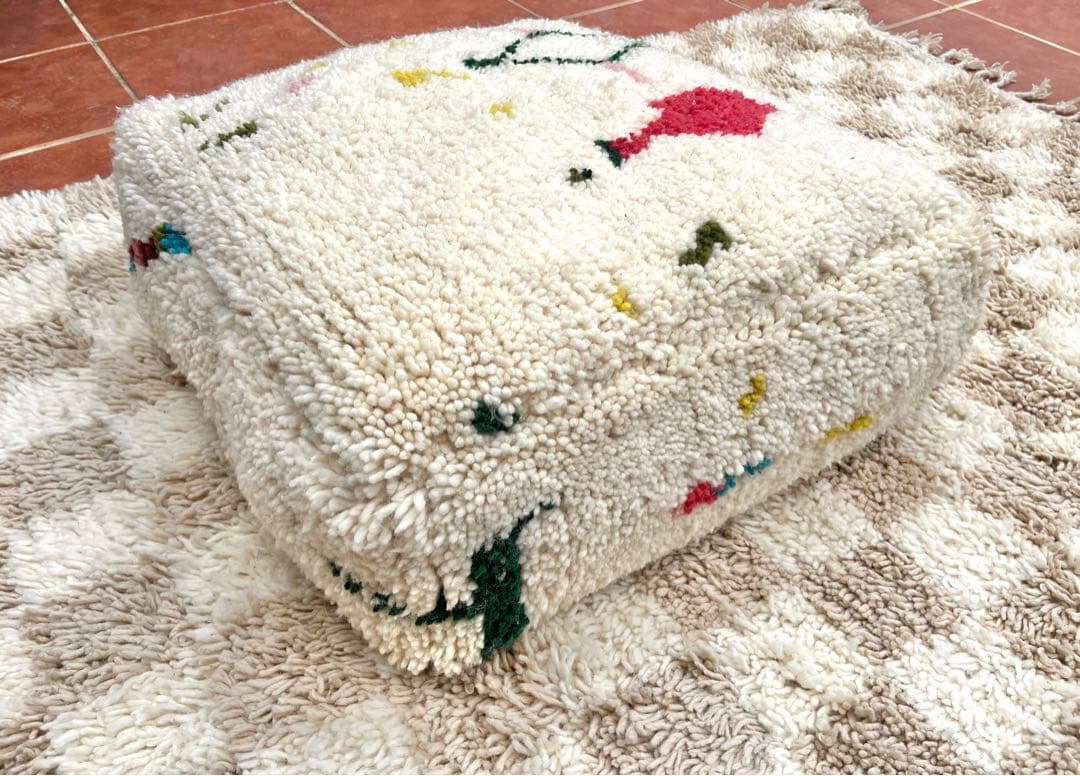 モロッコ　プフ　pouf アジラル　オットマン クッション　ラグ　130