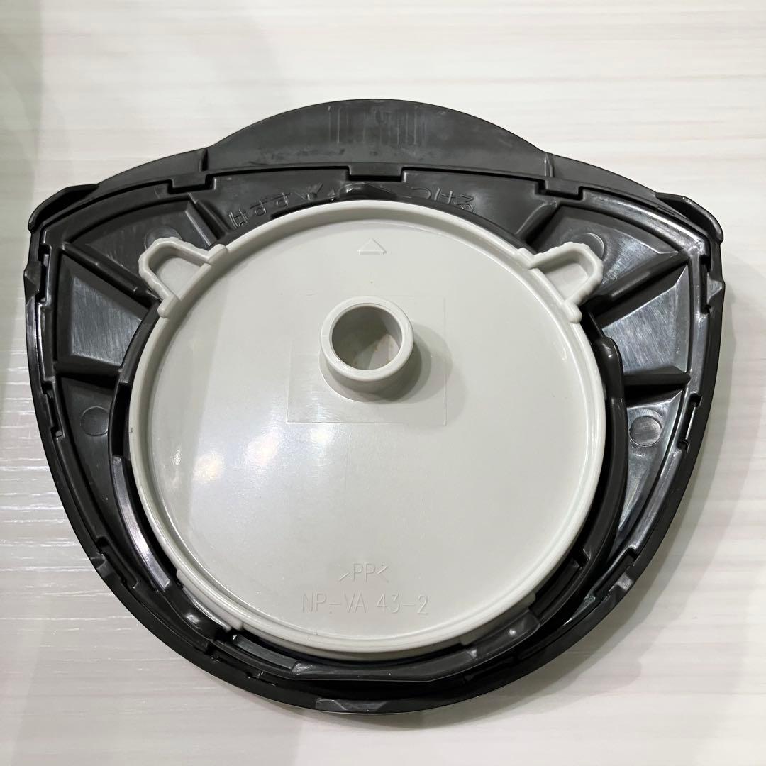 【象印】ZOJIRUSHI IH炊飯器 NP-VN10-TA 5.5合