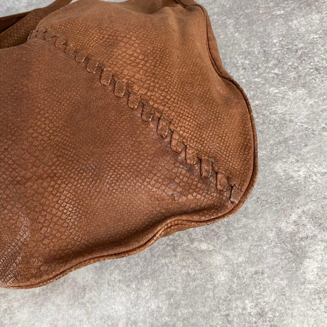 イッセイミヤケ パイソン型押し レザー ショルダーバッグ ワンショルダー