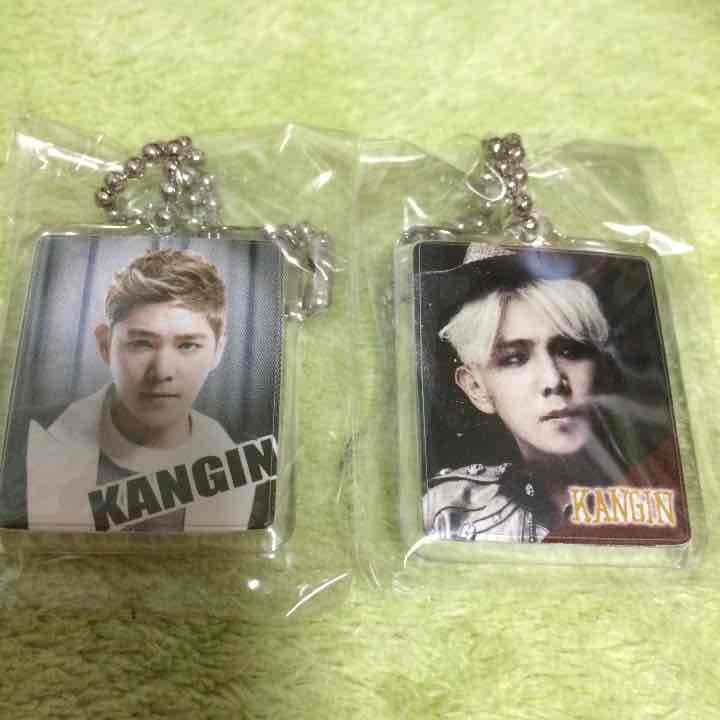 SUPERJUNIOR ガチャ