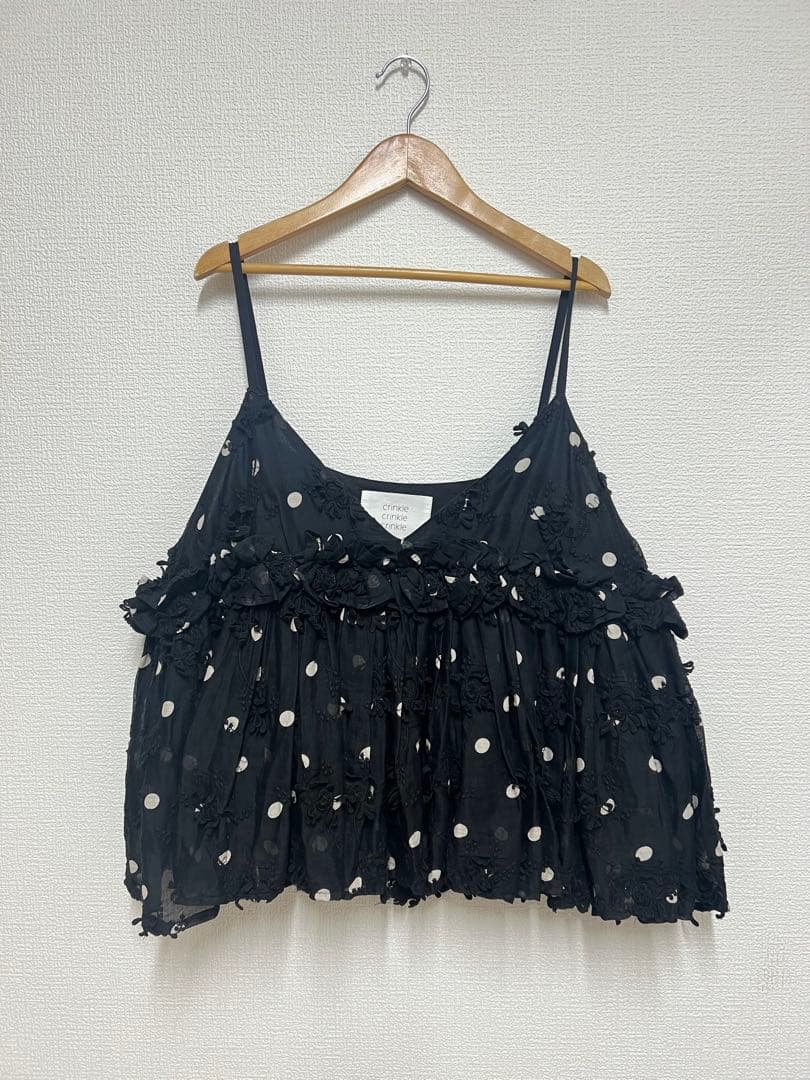 crinkle crinkle crinkle 3Dエンブロイダリードットキャミ