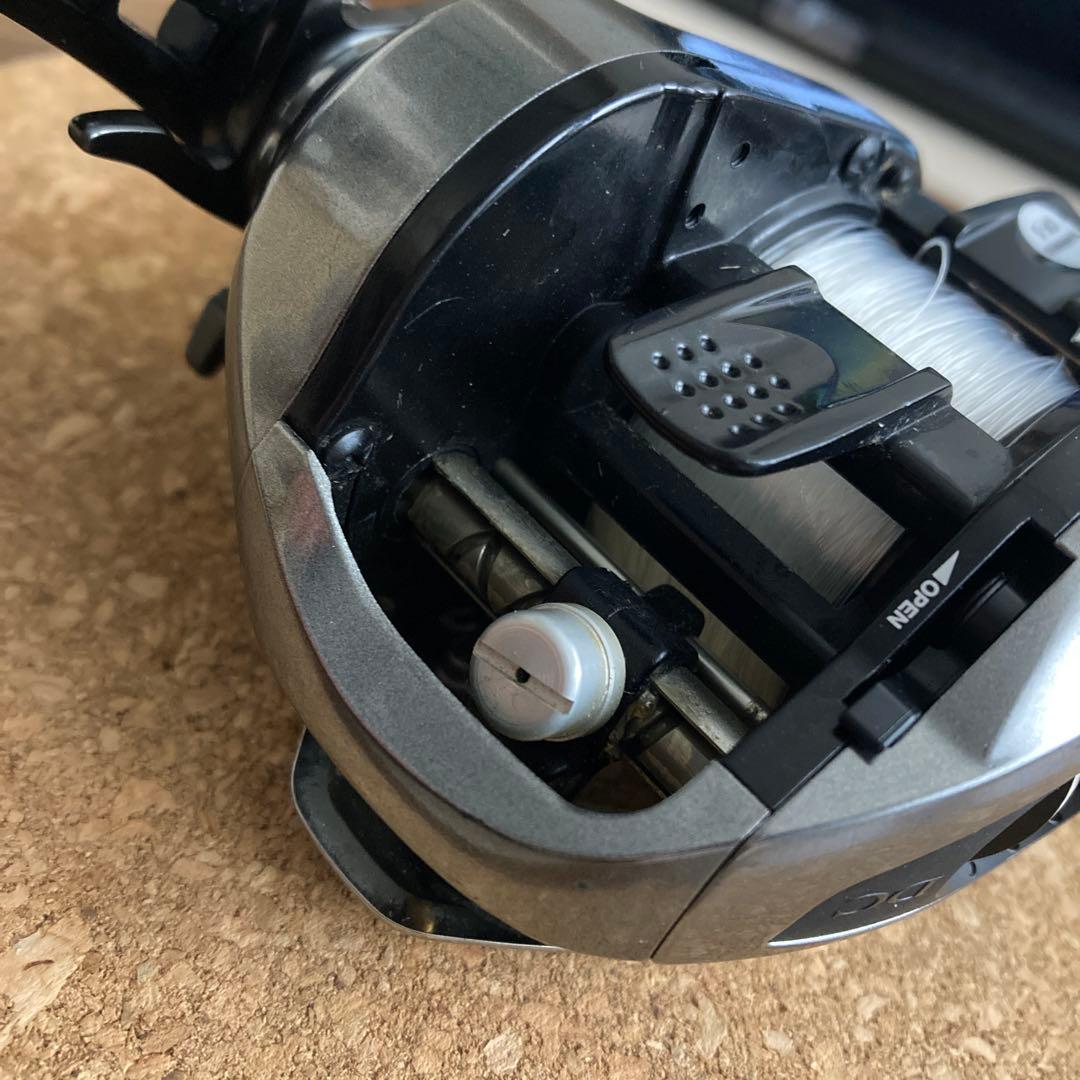 太*陽様 アンタレスDC シマノ　ベイトリール