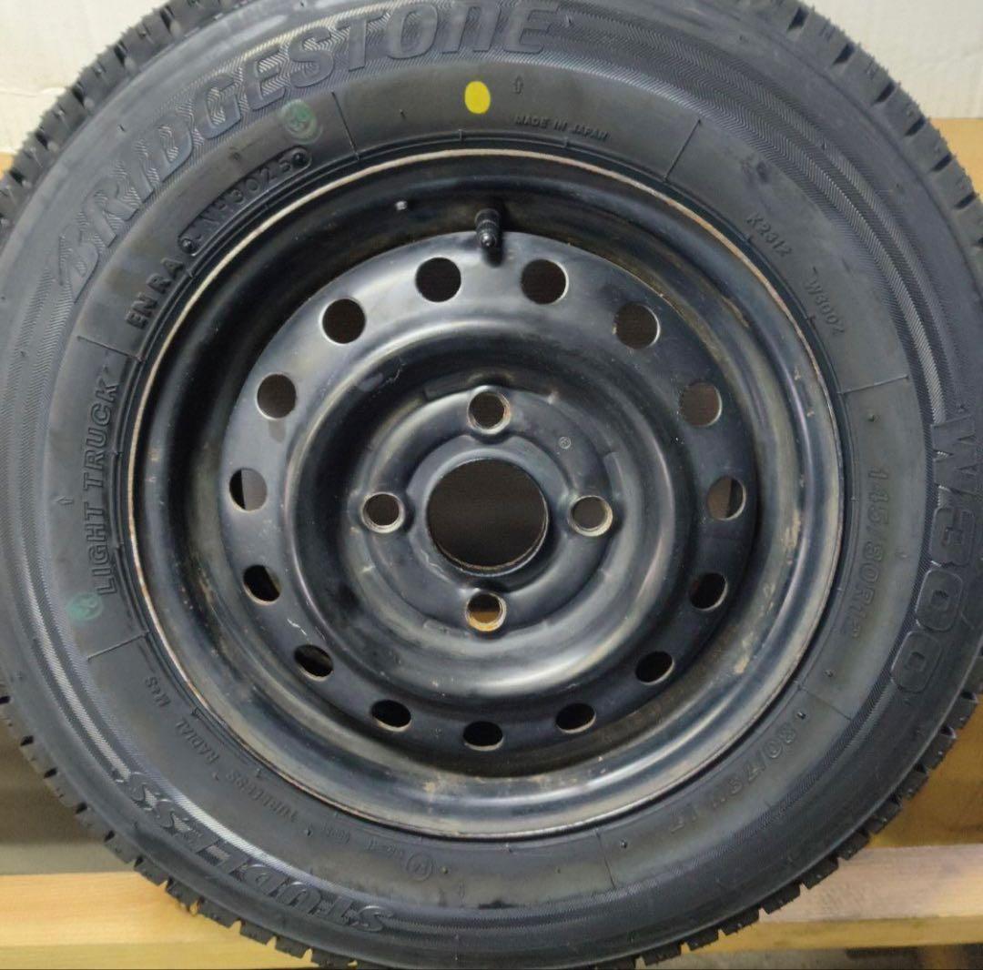 スタッドレス　12インチ　ホイール付き145/80r12 BRIDGESTONE