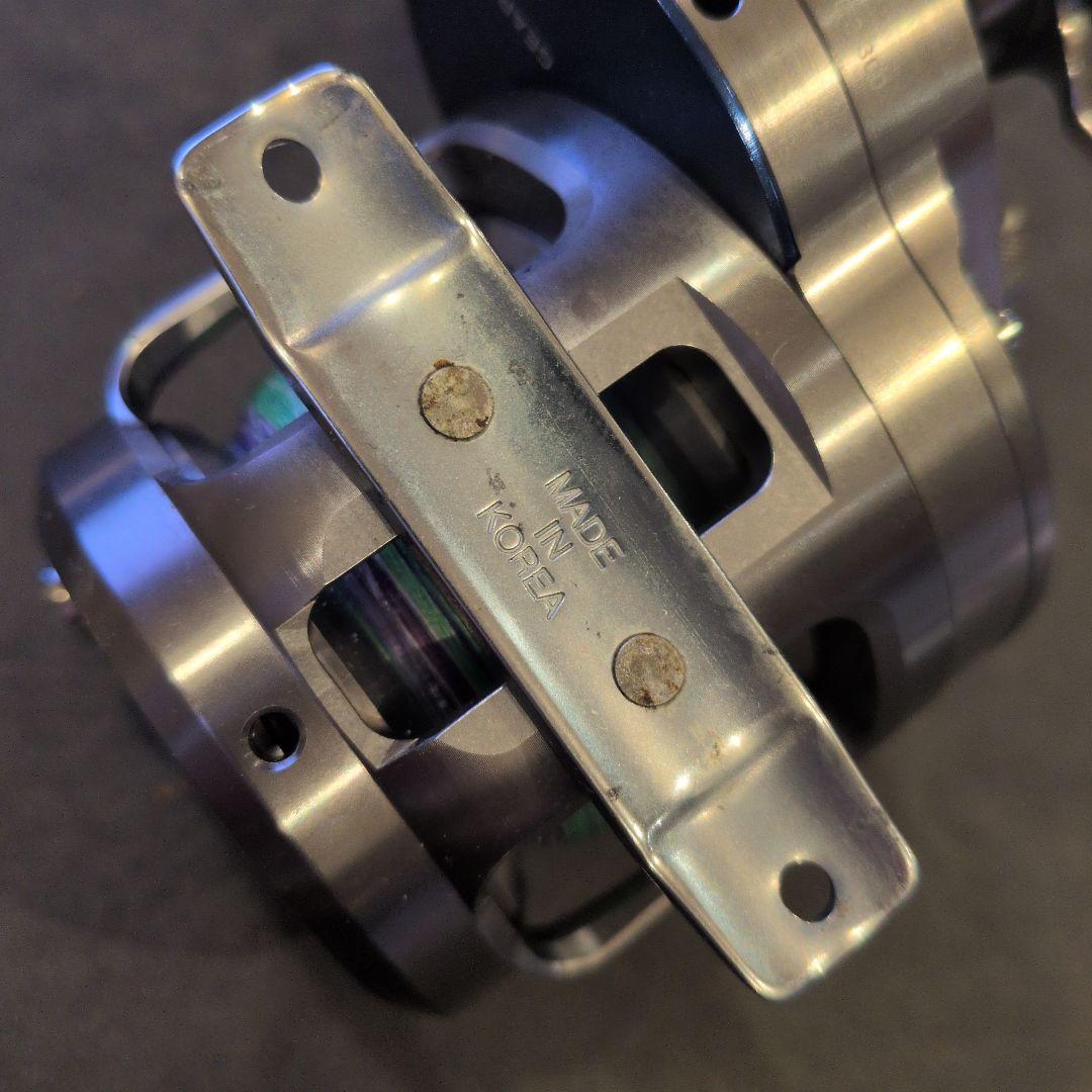 ダイワ　ソルティガ　１５　L 極美品　左