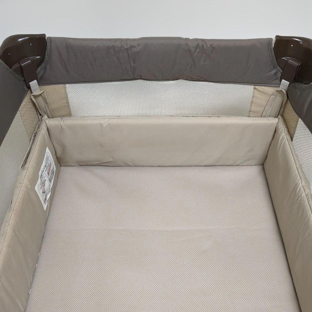 アップリカ　ココネルエアーab　折りたたみベビーベッド　ココアブラウン