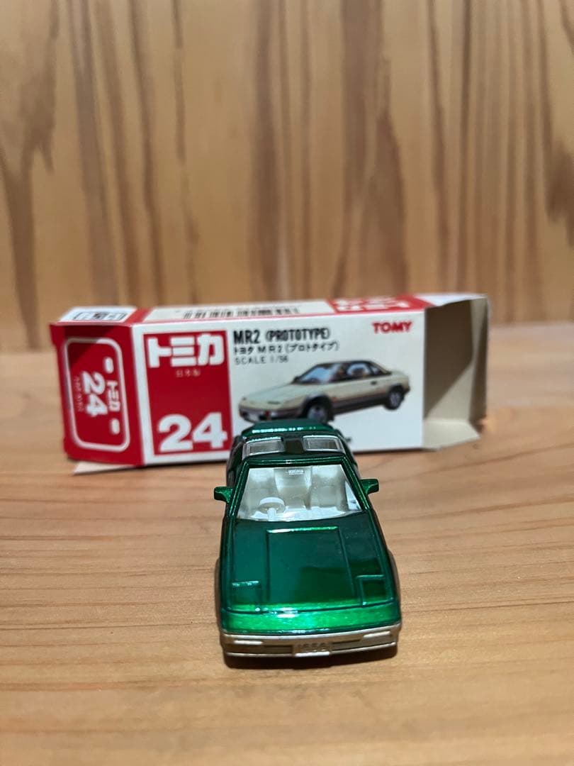 赤箱トミカ24 MR2